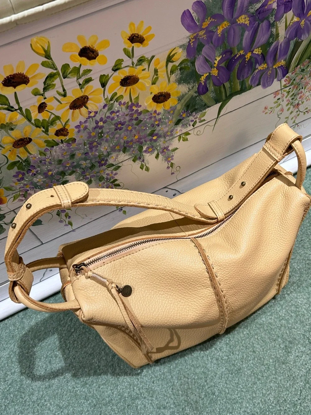 The Sak Los Feliz Pebble Grain Leather Hobo Bag in Buttercream (Soft Yellow) - Picture 4 of 16